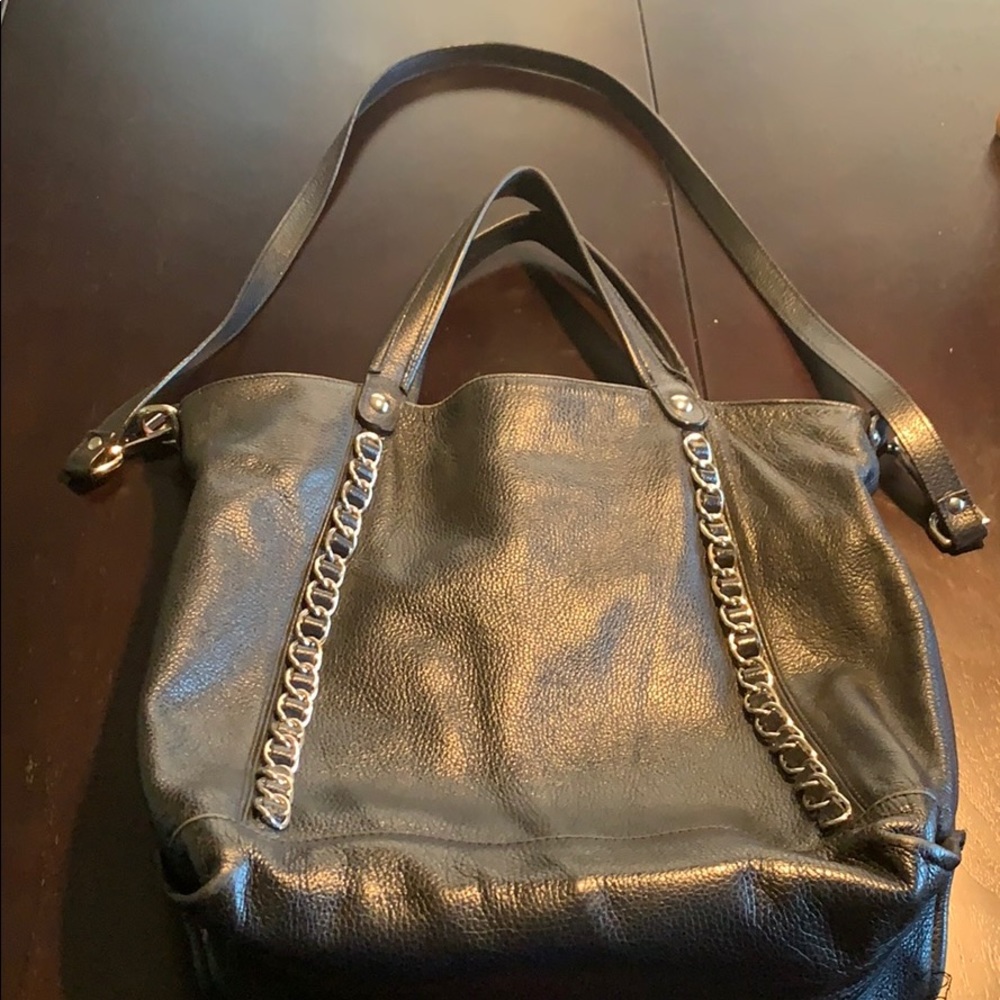 Toscan black leather purse w/ silver chain accents